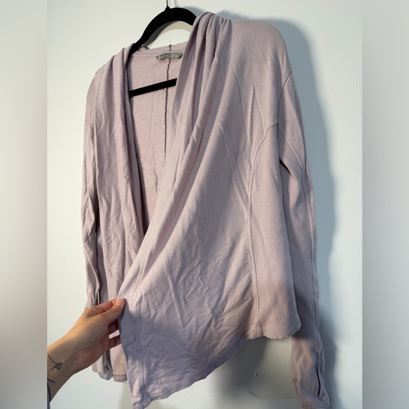 ATHLETA Nirvana Wrap Cardigan Size CS Open Front High Low Lightweight Layer - Picture 4 of 7
